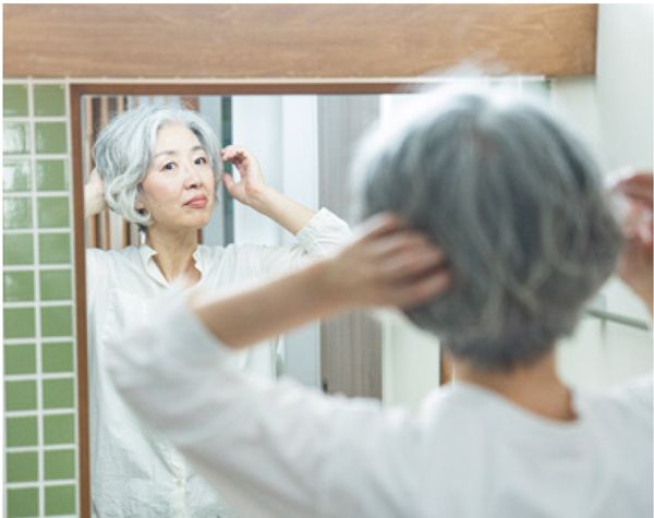 グレイヘアとパーマの相性がいい
