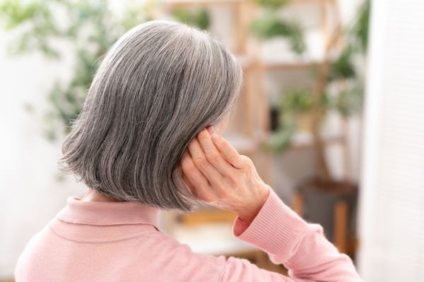 グレイヘアへ移行！周りの反応は……