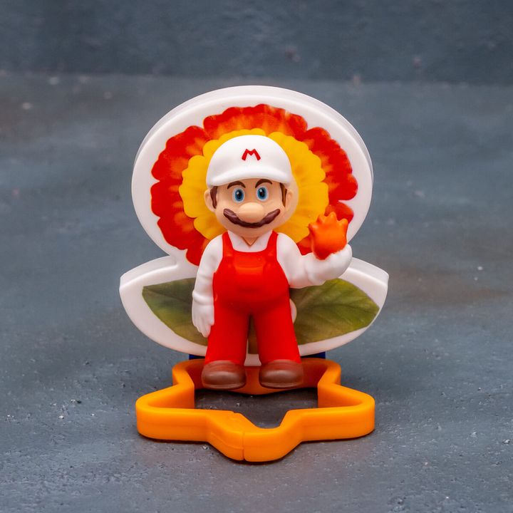 ファイアマリオ フィギュア
