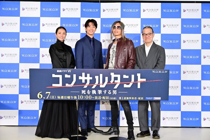 『連続ドラマW コンサルタント―死を執筆する男―』完成報告会フォトセッション写真 （C）WOWOW width=