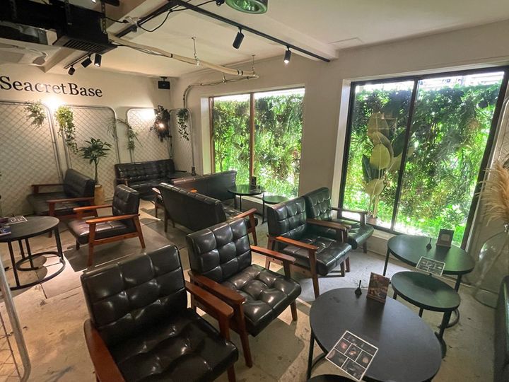 「Seacret Base」店内