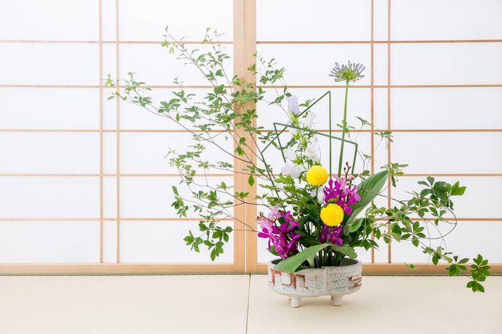 和室 家庭運 上がる 生花