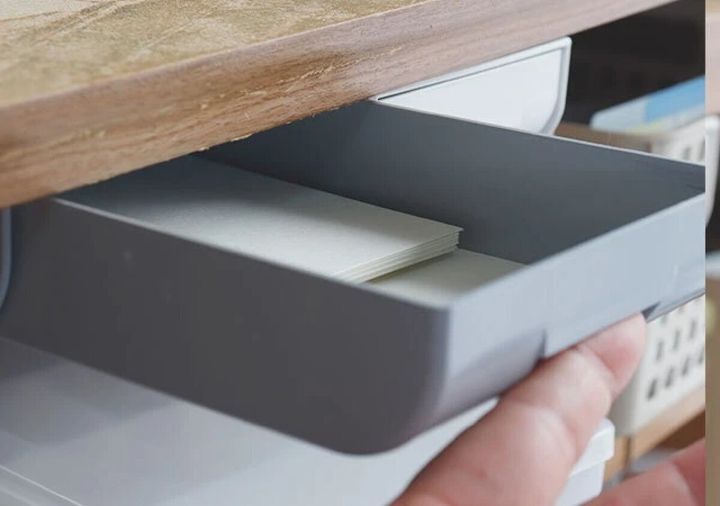 ダイソーの取り付け式引き出し（12.4cm×25cm×4cm）の使用例