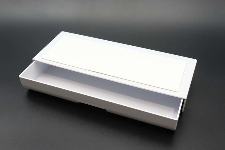 ダイソーの取り付け式引き出し（ワイド）のビジュアル
