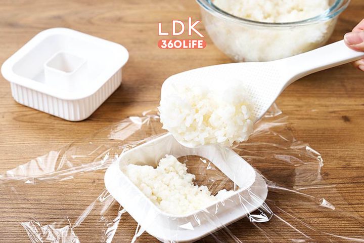 【お宝100均】ご飯冷凍派ならダイソーの“パッカー”使って！ ただ四角形になるだけじゃなかった【LDK】