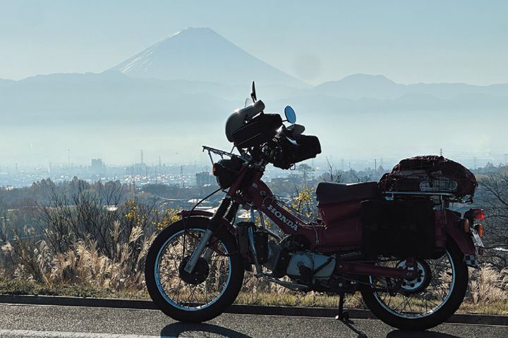 【カブ主必見】編集部が惚れた「カブのある風景」！千里浜の夕陽から富士山、全日本耐久まで熱い力作を厳選公開