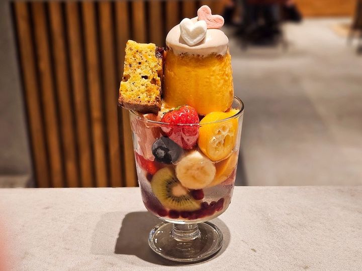 「スプリングプリンパフェ」1650円 ※季節限定