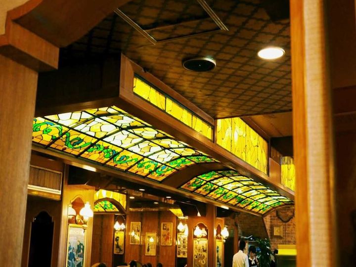 「珈琲西武 本店」店内