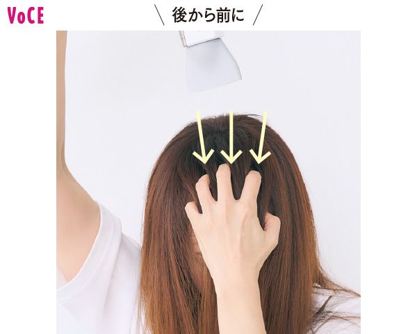 神崎恵さん／後から前に