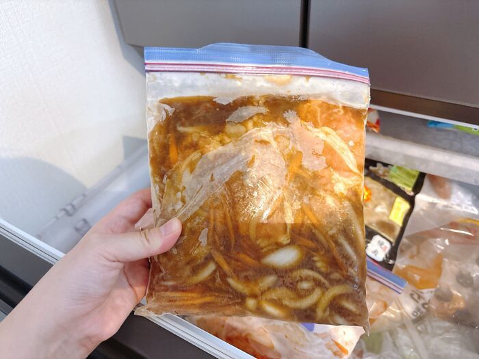食費月3万円台の人の「冷凍庫に必ず入っているモノ」3つ！ヘトヘトな時ほどこれがあると大助かり