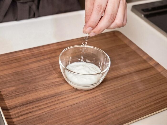 ヨーグルトに『塩』を入れるだけ！大人がワクワク＆食卓の主役級に。今すぐ試せる万能アレンジ3選♪ 