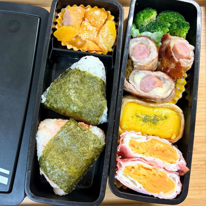 燻製屋熟成ウインナーのアレンジレシピ「和風ドッグ」「肉肉巻き」