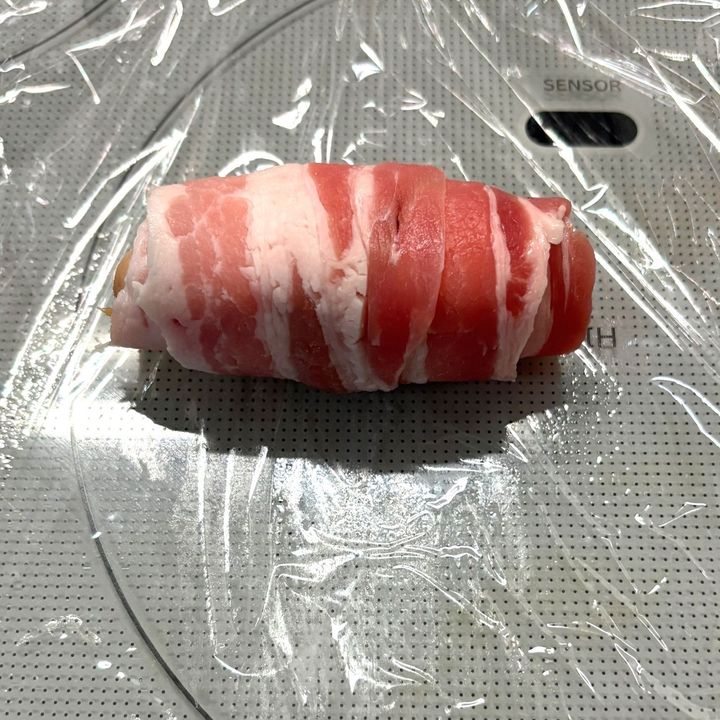 燻製屋熟成ウインナーのアレンジレシピ「和風ドッグ」「肉肉巻き」