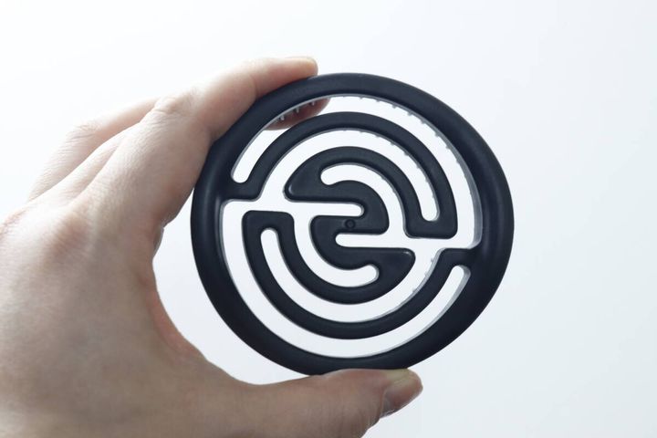 ダイソーの乾きやすいブローブラシ（ラウンド）隙間