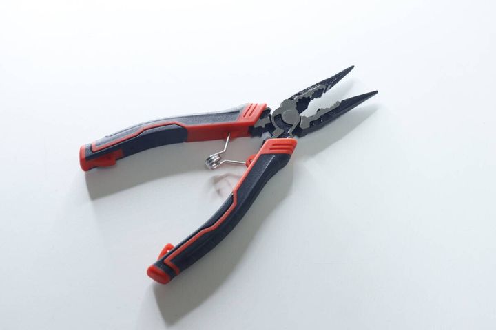 多機能ラジオペンチ