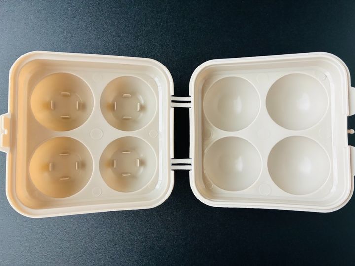 100均の「卵ケース」3選！冷蔵庫に重ねて収納できるタイプも【セリア・ダイソー】