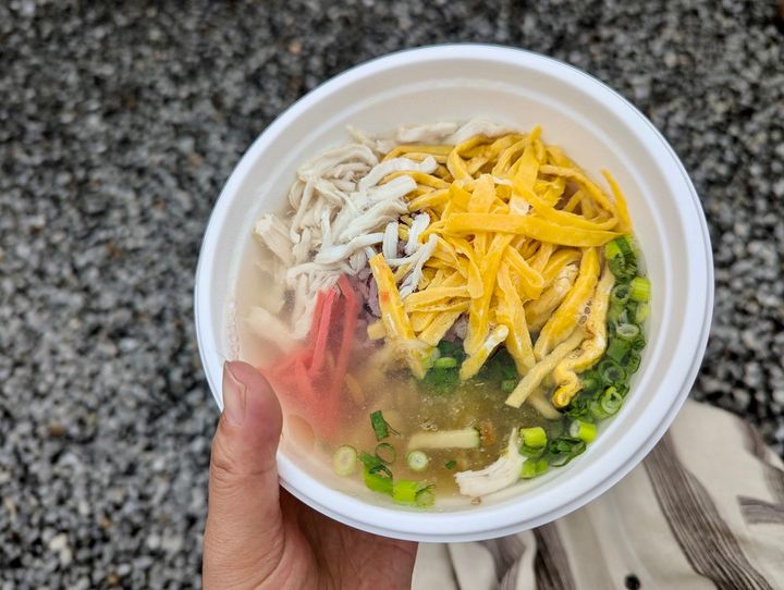 奄美大島のソウルフード「鶏飯」はマストで食べたい！ 普段は「郷土料理鶏飯 ひさ倉」や「鳥しん」などのお店で食べられます