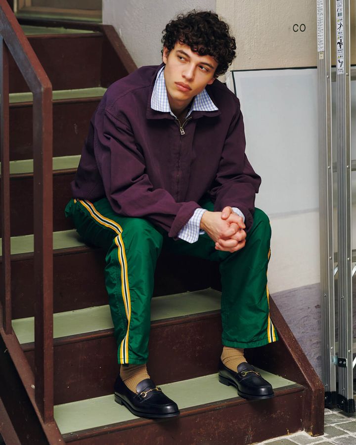 〈Edward Green〉のローファー