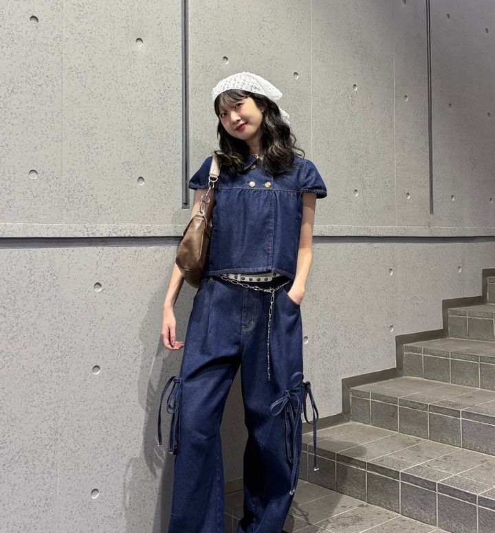 【SNAP】インディゴカラーのセットアップがポイント♡ 渡邉弥宥 さん