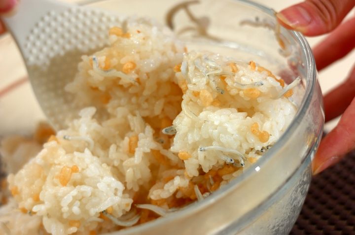 天かすと大葉のおにぎりの作り方1
