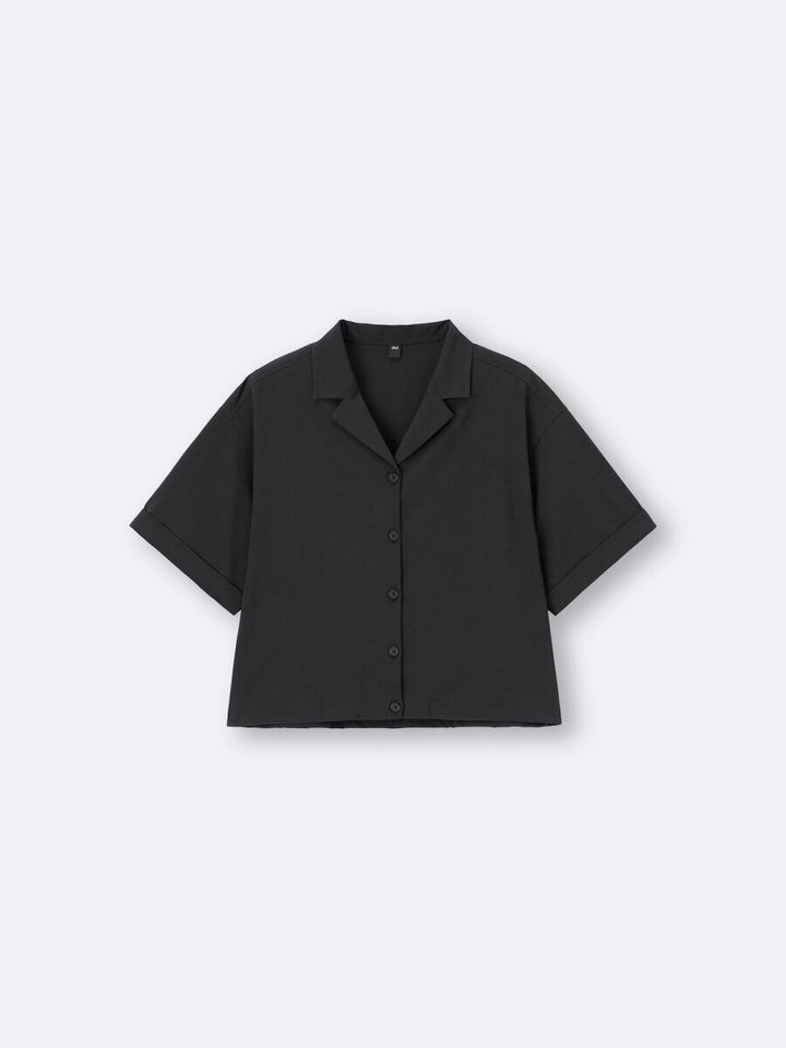 GUのテックショートシャツ