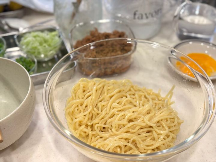 太ちぢれ麺がおいしい