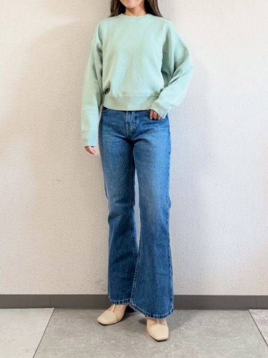 UNIQLO「ブーツカットジーンズ」