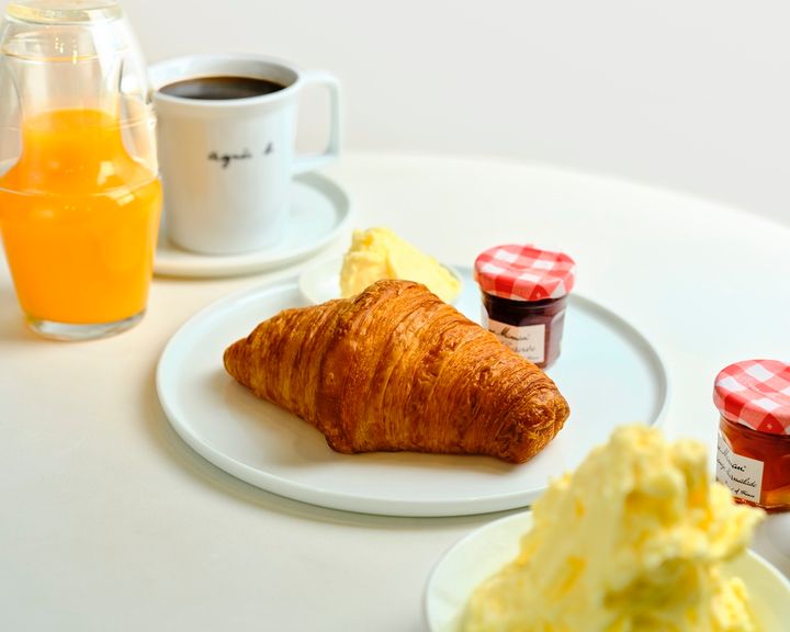 写真提供：アニエスベー カフェ神戸阪急店／Photo：Yoshiki Okamoto