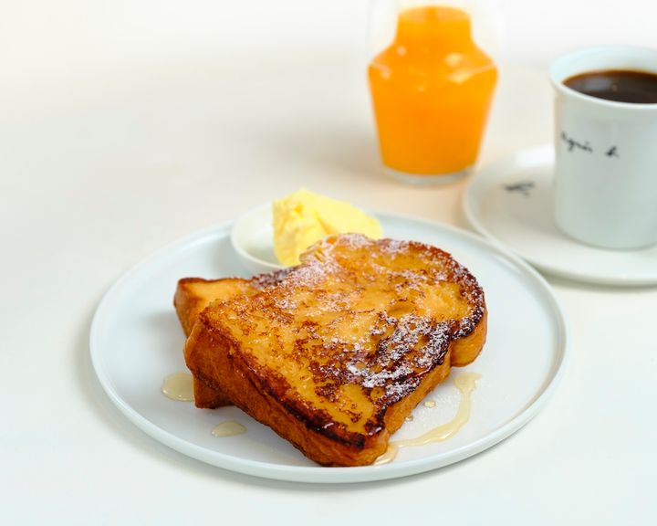 写真提供：アニエスベー カフェ神戸阪急店／Photo：Yoshiki Okamoto