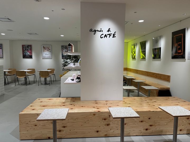 店内 2