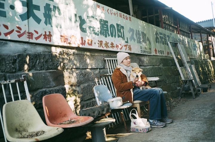 柄本佑が語る“スマホ時代の家族の距離感”。主演映画『メモリィズ』に込めた思い