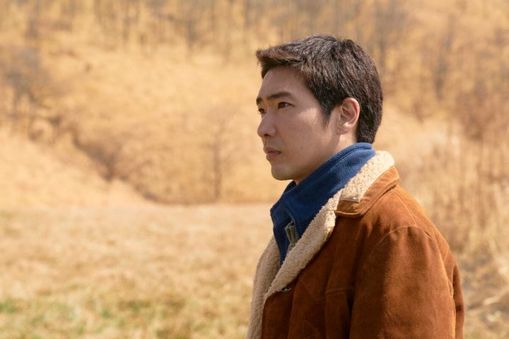 柄本佑が語る“スマホ時代の家族の距離感”。主演映画『メモリィズ』に込めた思い