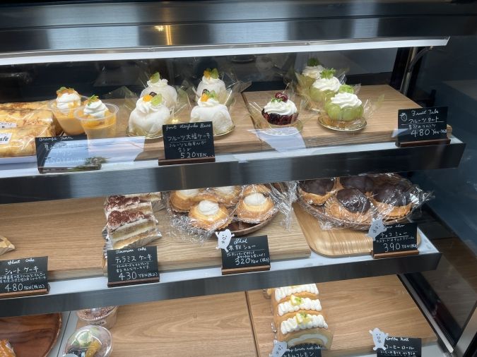 3b Cafe ショーケース