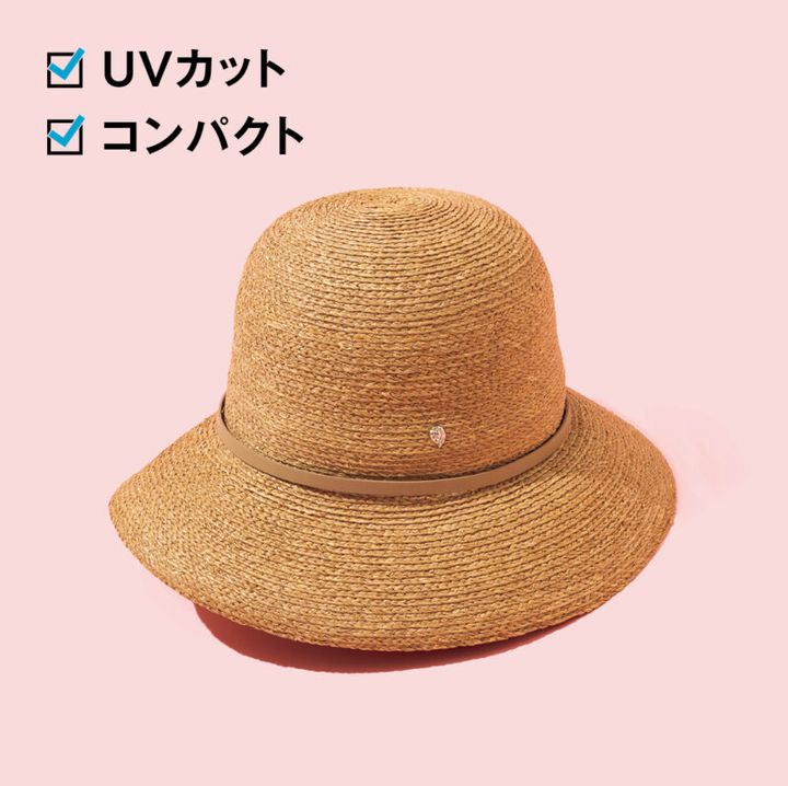 かぶるだけで洒落た装いに。4万8400円（ヘレンカミンスキー／ヘレンカミンスキー GINZA SIX店）