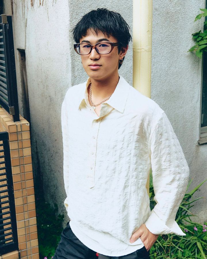 【20代スナップ＠原宿】ZARAと古着を軸に構成した「海外」意識コーデ