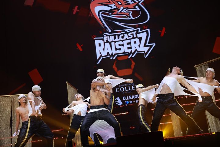 画像: FULLCASTRAISERZ