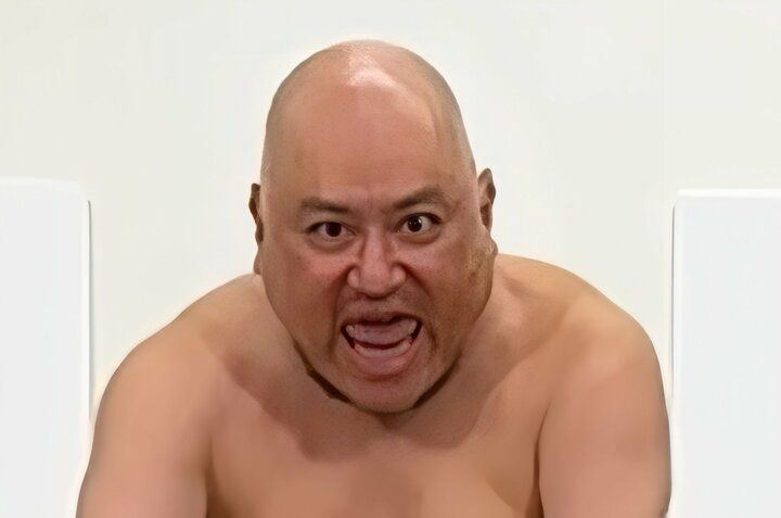 【写真・画像】「めっちゃキレイ！」ザコシ、見事な開脚ジャンプを披露し絶賛の声「左右対称」 1枚目