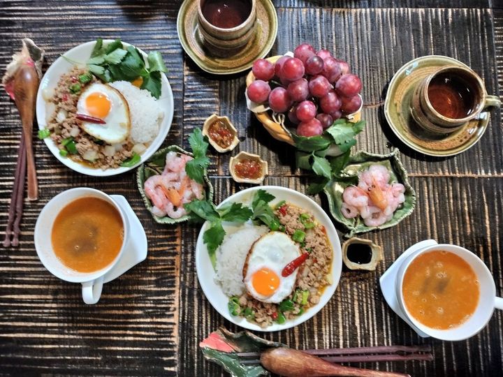 簡単！絶品！濃厚海老のタイ風スープ！コク旨！甘海老の頭出汁にひと手間！