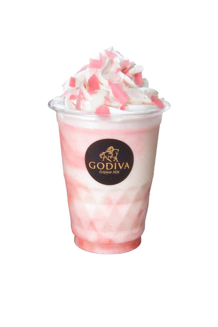 「白桃 ショコリキサー」（レギュラーサイズ 810円／ラージサイズ 920円） ※税込み＆イートインは税率が異なる width=