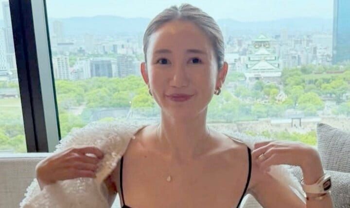 【写真・画像】「父は香港で貿易会社を経営しています」港区パワーカップル妻、規格外の幼少期の写真を公開「ここに写ってるのは全部…」 1枚目