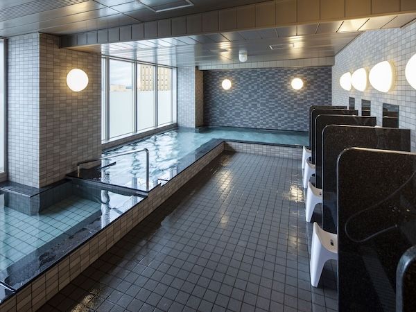 【北海道旭川市】ワイズホテル旭川駅前が宿泊者専用ラウンジに畳の小上がりを新設。朝食もリニューアル