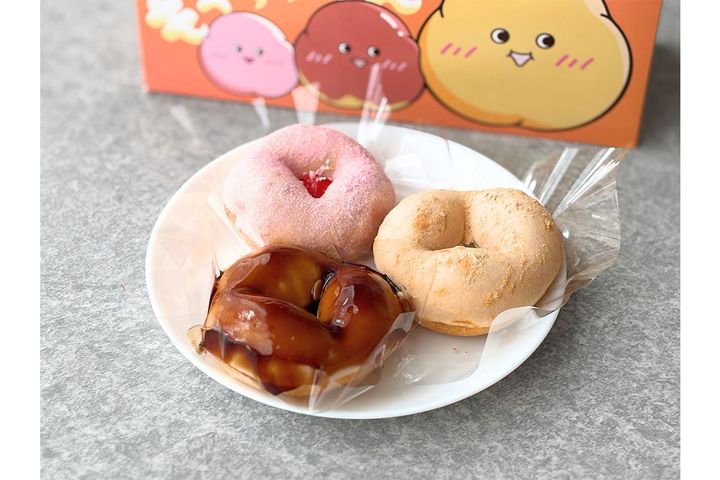 「もっちゅりんきなこ」￥216、「もっちゅりんみたらし」￥226、「もっちゅりんいちご」￥237（税込み）※すべてテイクアウト価格
