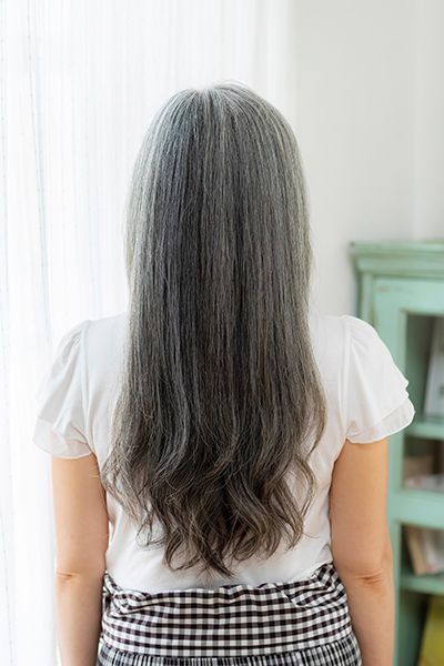グレイヘア山中律子（バック）