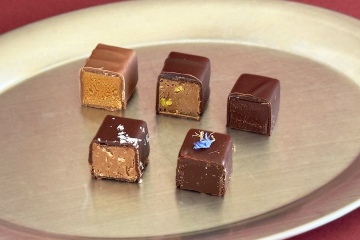 左から、「TENA NOIR」、「PETROUCHKA」、「BOACO」、「MARABA」、「DALAO NOIR」