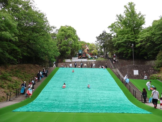 東平尾公園大谷広場 草スキー場
