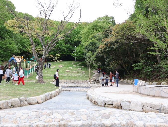 東平尾公園大谷広場 じゃぶじゃぶ池