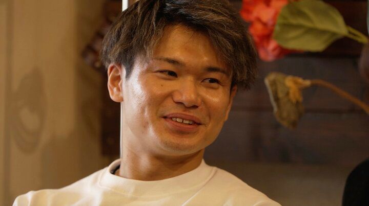 【写真・画像】「本当に一番タイプ」マッスルバー経営者の猛アピールに27歳人気モデル「会話の節々で…」 1枚目
