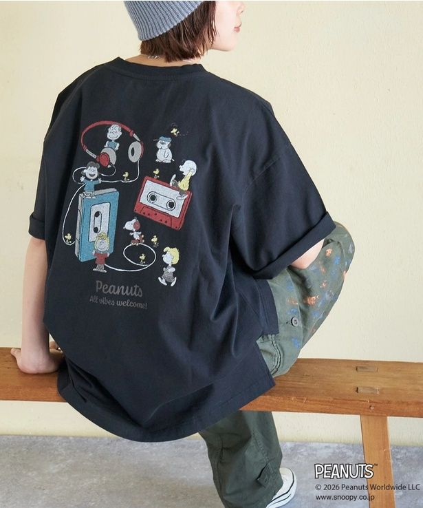 ブラック