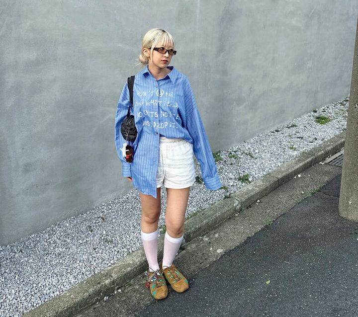 【SNAP】ルーズなストライプシャツが主役！大鷹 星 さん