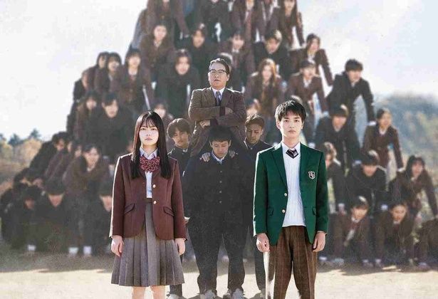 組体操集団の狂気におののく『NEW GROUP』が3位 [c]2025「NEW GROUP」製作委員会